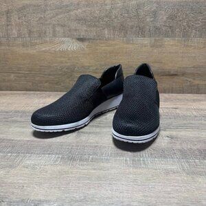 Walking Cradles Fraley Black Suede Slip On Sneakers Women's Size 12